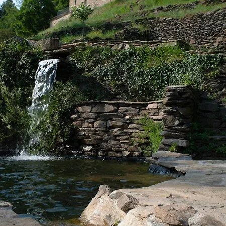 Prázdninový dům Cevennes House With Natural Pool In